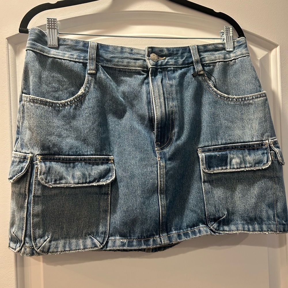 Zara Denim Cargo mini skirt
